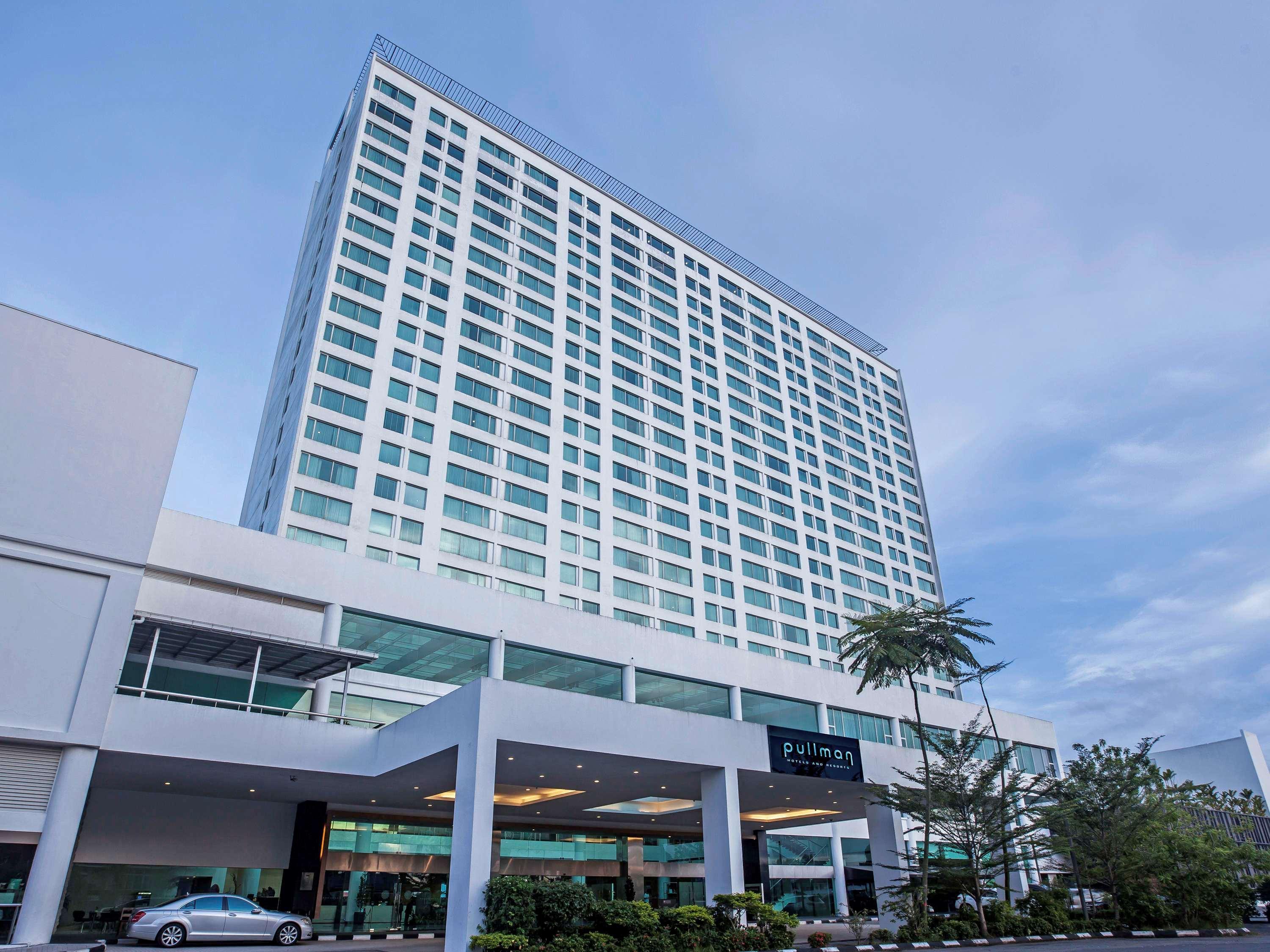 โรงแรมพูลแมน กูชิง ภายนอก รูปภาพ The hotel in 2016